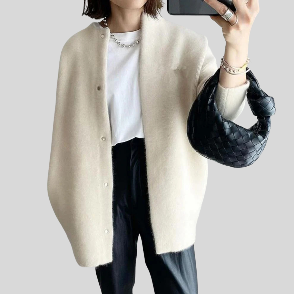 Elegant cardigan – raffineret striklag