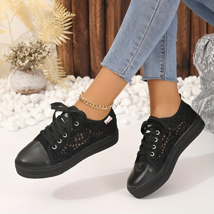 Casual Fashion blonde sneakers