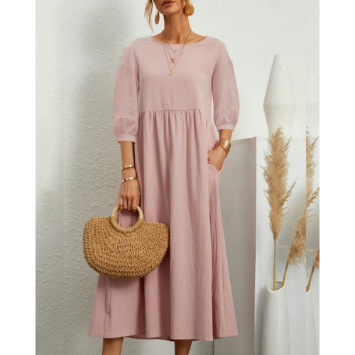 Elegant sommerkjole med smock til kvinder