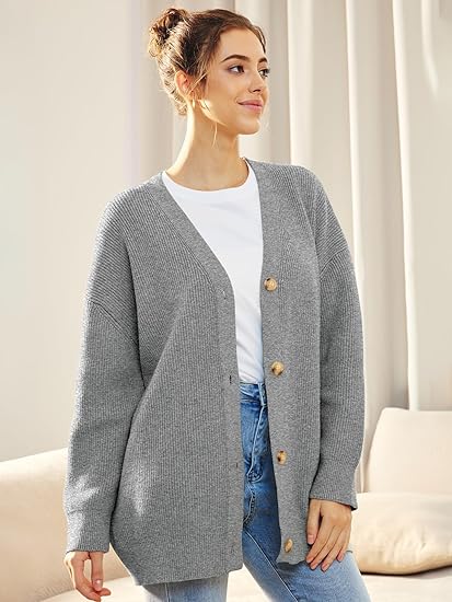 Oversized cardigan med V-hals