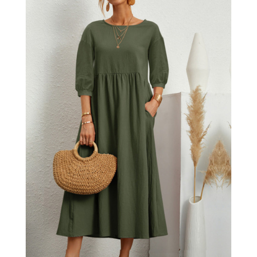 Elegant sommerkjole med smock til kvinder
