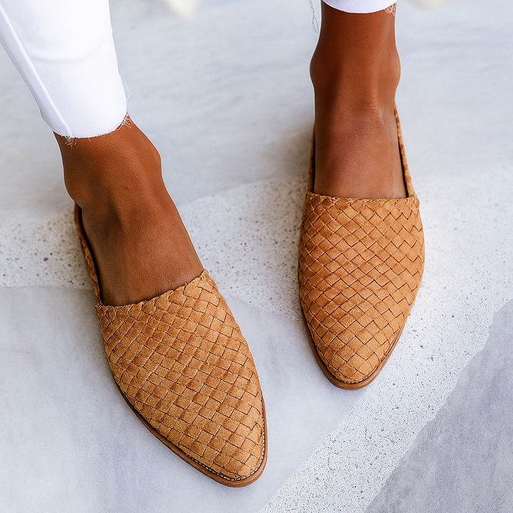Flade sandaler i retrostil i britisk stil