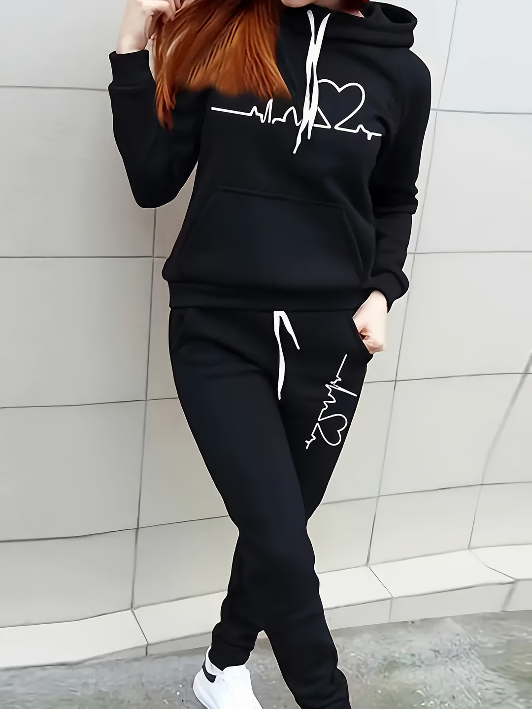 Yohanna - Stilfuldt Hoodie og Joggingbukser-Modiva