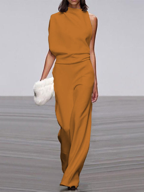Ærmeløs jumpsuit med åben ryg