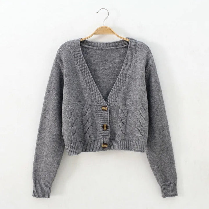 Kort strikket cardigan til kvinder – V-hals med knaplukning og kabelstrik Cardigans