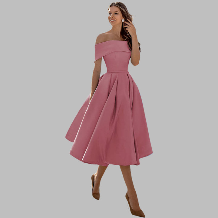Off-shoulder satin vintage gallakjole