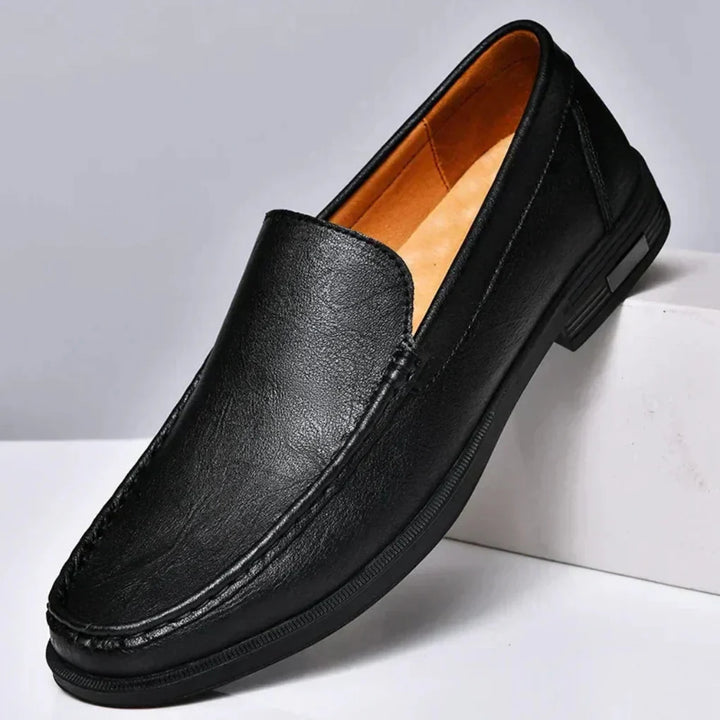 Håndsyede slip-on mokkasiner i læder