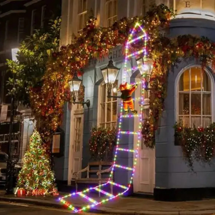 Klatrende julemandsdekoration