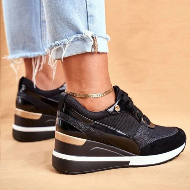 Let Strik Sneakers